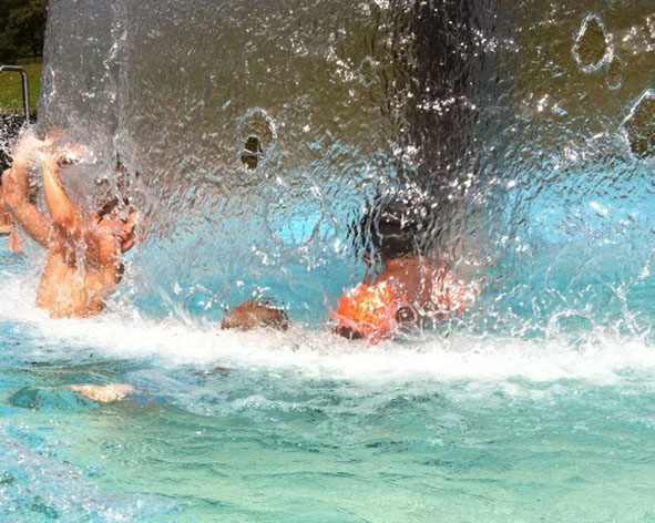 Schwimmbad Sasbachwalden im Schwarzwald Attraktion in der Nähe unserer Ferienwohnungen Herrenwies